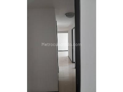 Apartamento en venta en Itagui, Medellín · foto 3 de 13