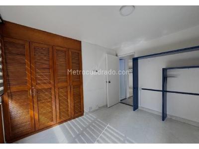 Apartamento de 3 alcobas en venta en Patio Bonito, Medellín, 116 m² · foto 2 de 20