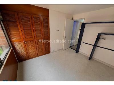 Apartamento de 3 alcobas en venta en Patio Bonito, Medellín, 116 m² · foto 16 de 20