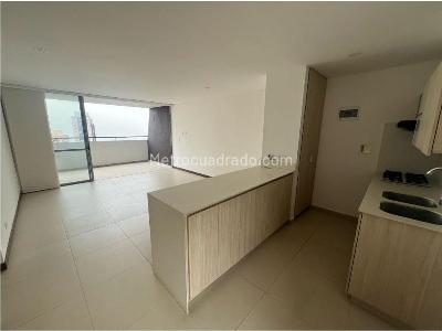 Apartamento de 3 alcobas en venta en Loma De Los Gonzalez, Medellín, 110 m² · foto 2 de 19