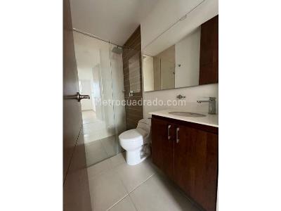 Apartamento de 3 alcobas en venta en Loma De Los Gonzalez, Medellín, 110 m² · foto 10 de 19