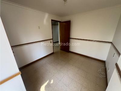 Apartamento en venta en Zuñiga, Medellín · foto 8 de 15