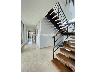 Casa de 5 alcobas en venta en El Retiro, Medellín, 690 m² · foto 4 de 14