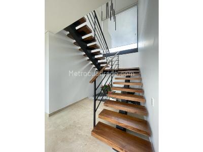 Casa de 5 alcobas en venta en El Retiro, Medellín, 690 m² · foto 5 de 14