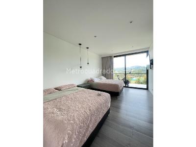 Casa de 5 alcobas en venta en El Retiro, Medellín, 690 m² · foto 10 de 14