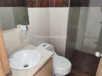 Apartamento en venta en El Carmelo, Medellín · foto 13 de 15