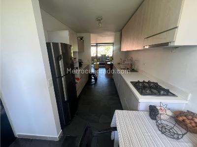 Apartamento de 3 alcobas en venta en La Abadia, Medellín, 180 m² · foto 9 de 19