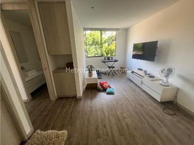 Apartamento de 3 alcobas en venta en La Abadia, Medellín, 180 m² · foto 10 de 19