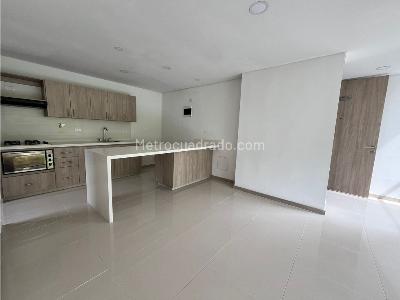 Apartamento en venta en Envigado, Medellín · foto 3 de 20