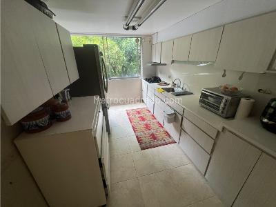 Apartamento en venta en Patio Bonito, Medellín · foto 3 de 13