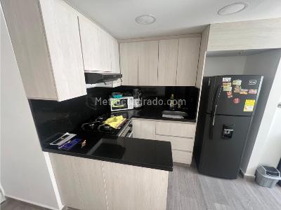 Apartamento de 3 alcobas en venta en San Jose, Medellín, 58 m² · foto 3 de 11