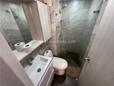 Apartamento de 3 alcobas en venta en San Jose, Medellín, 58 m² · foto 11 de 11