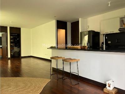 Apartaestudio en venta en El Tesoro, Medellín, 66 m² · foto 2 de 9
