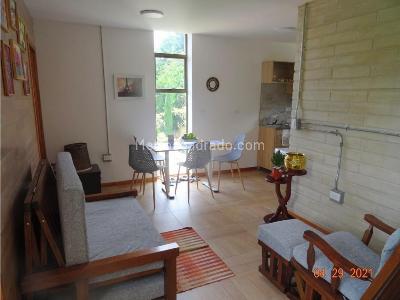 Casa de 5 alcobas en venta en Loma Del Escobero, Medellín, 1000 m² · foto 13 de 20