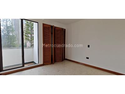 Apartamento de 3 alcobas en arriendo en Castropol, Medellín, 130 m² · foto 7 de 11
