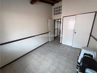 Casa de 4 alcobas en arriendo en Avenida Colombia, Medellín, 160 m² · foto 4 de 18