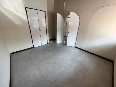 Casa de 4 alcobas en arriendo en Avenida Colombia, Medellín, 160 m² · foto 6 de 18