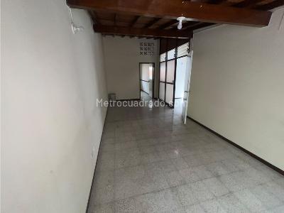 Casa de 4 alcobas en arriendo en Avenida Colombia, Medellín, 160 m² · foto 12 de 18