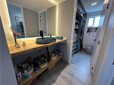 Apartamento de 3 alcobas en venta en La Florida, Medellín, 130 m² · foto 9 de 15