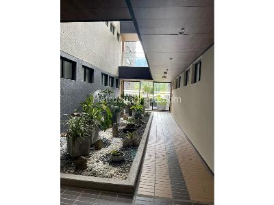 Apartamento de 3 alcobas en venta en Loma Del Escobero, Medellín, 165 m² · foto 9 de 9