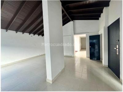 Casa de 4 alcobas en venta en Manila, Medellín, 180 m² · foto 3 de 20