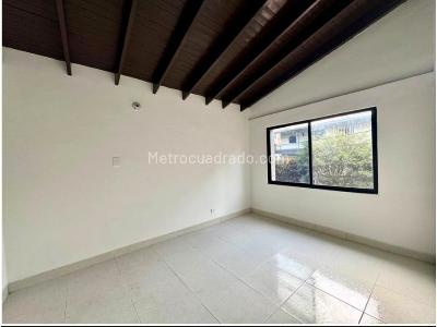 Casa de 4 alcobas en venta en Manila, Medellín, 180 m² · foto 4 de 20