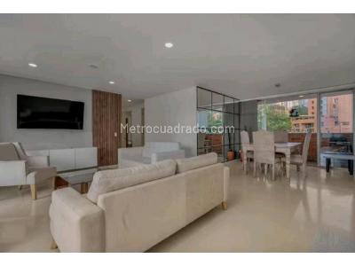 Apartamento de 3 alcobas en venta en San Lucas, Medellín, 131 m² · foto 2 de 20