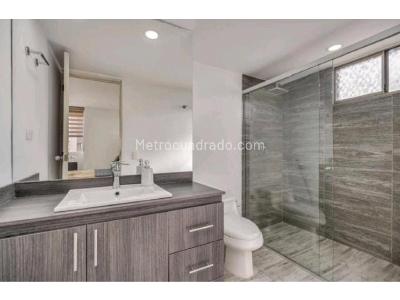 Apartamento de 3 alcobas en venta en San Lucas, Medellín, 131 m² · foto 19 de 20