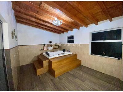Casa de 5 alcobas en venta en Rionegro, Rionegro, 492 m² · foto 6 de 13