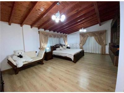 Casa de 5 alcobas en venta en Rionegro, Rionegro, 492 m² · foto 9 de 13