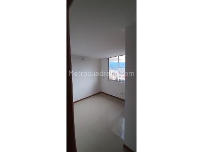 Apartamento de 2 alcobas en arriendo en Aves Maria, Medellín, 72 m² · foto 4 de 11