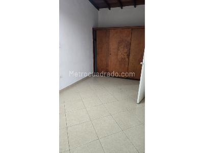 Casa de 5 alcobas en venta en Suramerica, Medellín, 193 m² · foto 10 de 19