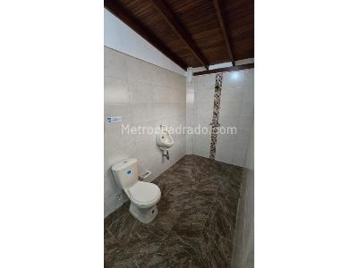 Casa de 5 alcobas en venta en Suramerica, Medellín, 193 m² · foto 14 de 19