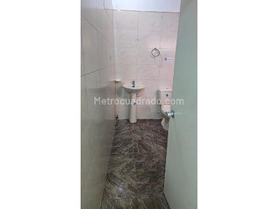 Casa de 5 alcobas en venta en Suramerica, Medellín, 193 m² · foto 15 de 19