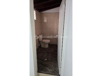 Casa de 5 alcobas en venta en Suramerica, Medellín, 193 m² · foto 17 de 19