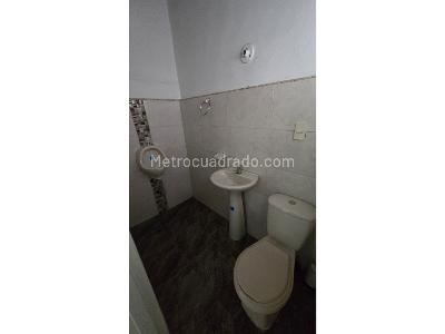 Casa de 5 alcobas en venta en Suramerica, Medellín, 193 m² · foto 18 de 19