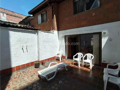 Casa de 5 alcobas en venta en Suramerica, Medellín, 252 m² · foto 10 de 18