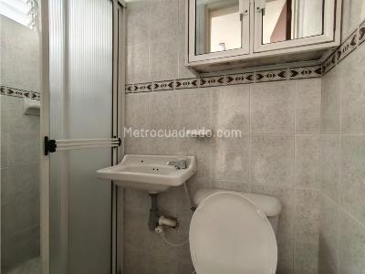 Casa de 5 alcobas en venta en Suramerica, Medellín, 252 m² · foto 17 de 18