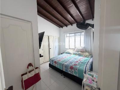 Apartamento de 3 alcobas en venta en Conquistadores, Medellín, 153 m² · foto 8 de 18