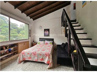 Apartamento de 3 alcobas en venta en Conquistadores, Medellín, 153 m² · foto 10 de 18