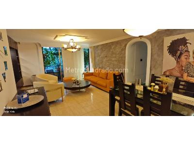 Apartamento de 3 alcobas en venta en Laureles, Medellín, 112 m² · foto 2 de 20