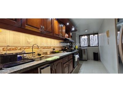 Apartamento de 3 alcobas en venta en Laureles, Medellín, 112 m² · foto 9 de 20