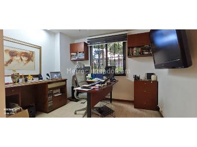 Apartamento de 3 alcobas en venta en Laureles, Medellín, 112 m² · foto 11 de 20