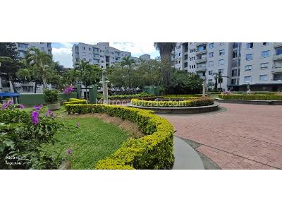 Apartamento de 3 alcobas en venta en Laureles, Medellín, 112 m² · foto 18 de 20