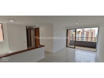 Apartamento de 3 alcobas en venta en El Poblado, Medellín, 86 m² · foto 3 de 20