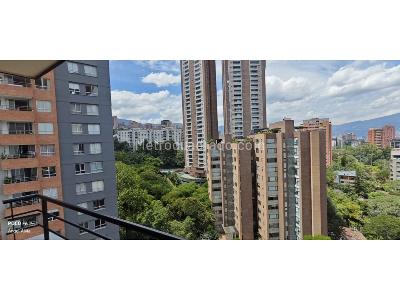 Apartamento de 3 alcobas en venta en El Poblado, Medellín, 86 m² · foto 9 de 20