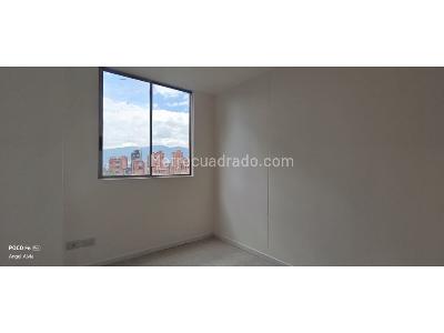 Apartamento de 3 alcobas en venta en El Poblado, Medellín, 86 m² · foto 14 de 20
