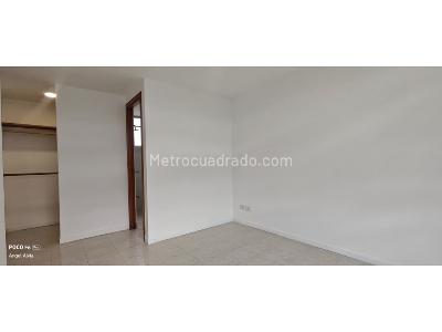 Apartamento de 3 alcobas en venta en El Poblado, Medellín, 86 m² · foto 16 de 20