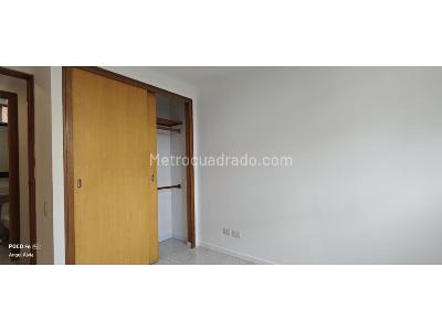 Apartamento de 3 alcobas en venta en El Poblado, Medellín, 86 m² · foto 17 de 20