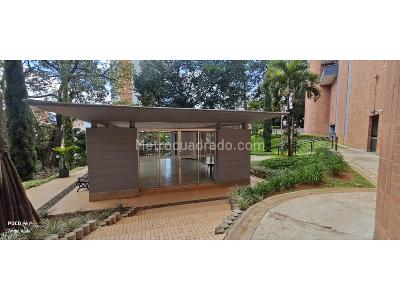 Apartamento de 3 alcobas en venta en El Poblado, Medellín, 86 m² · foto 20 de 20